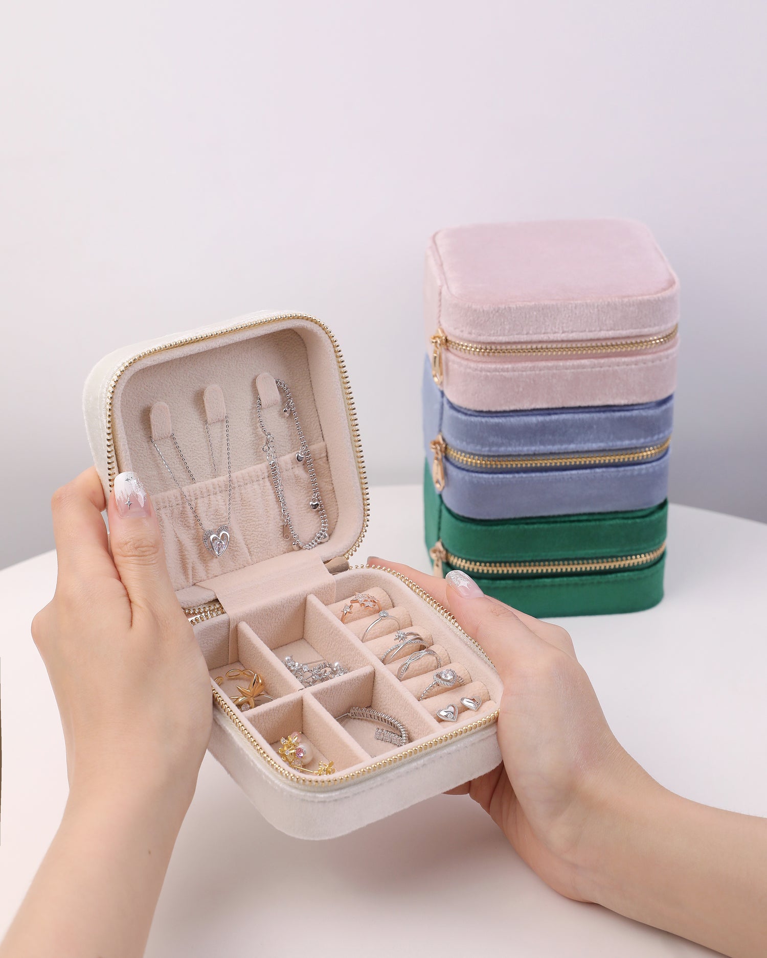 Velvet Square Jewelry Box