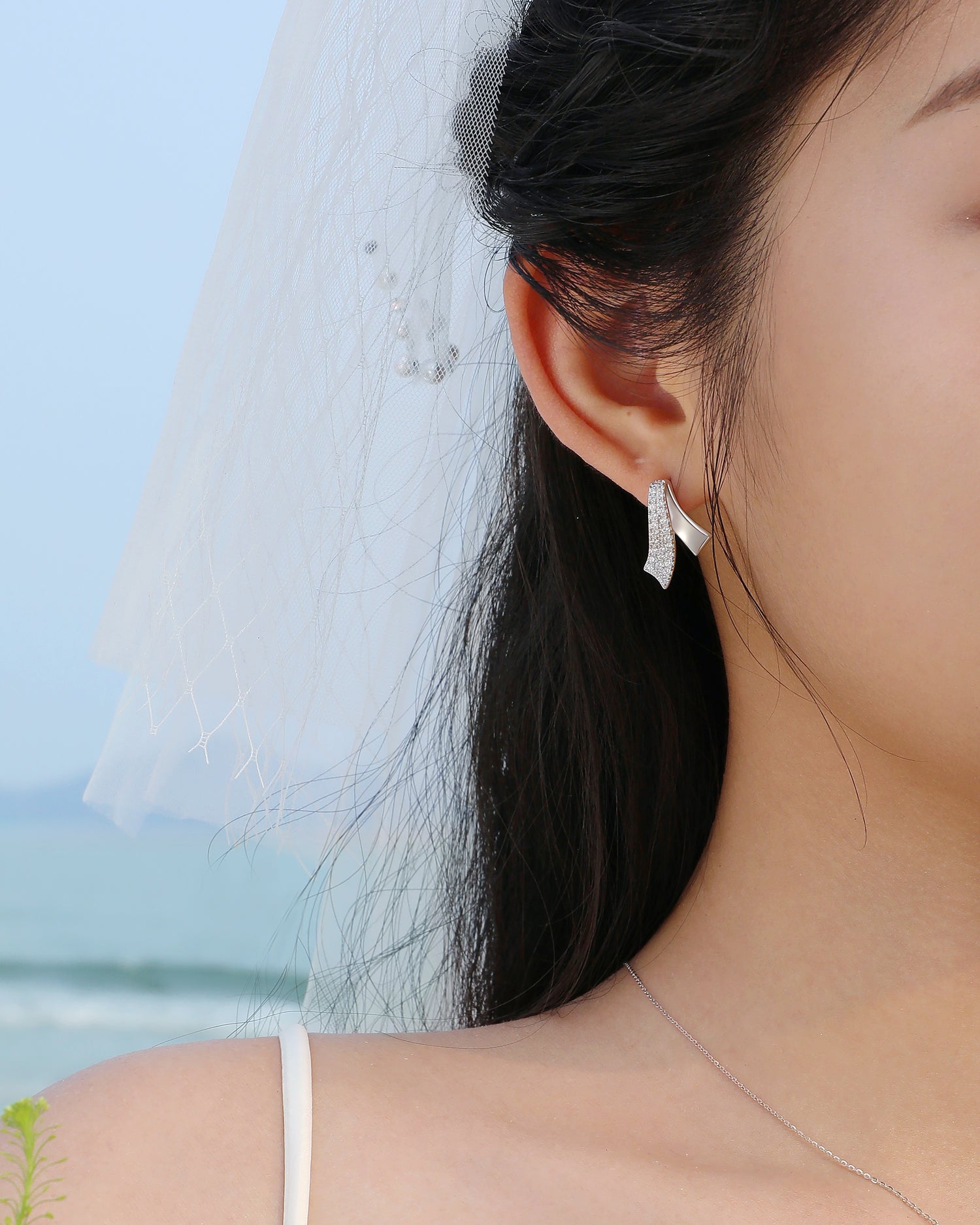 Elegant Sparks Earrings