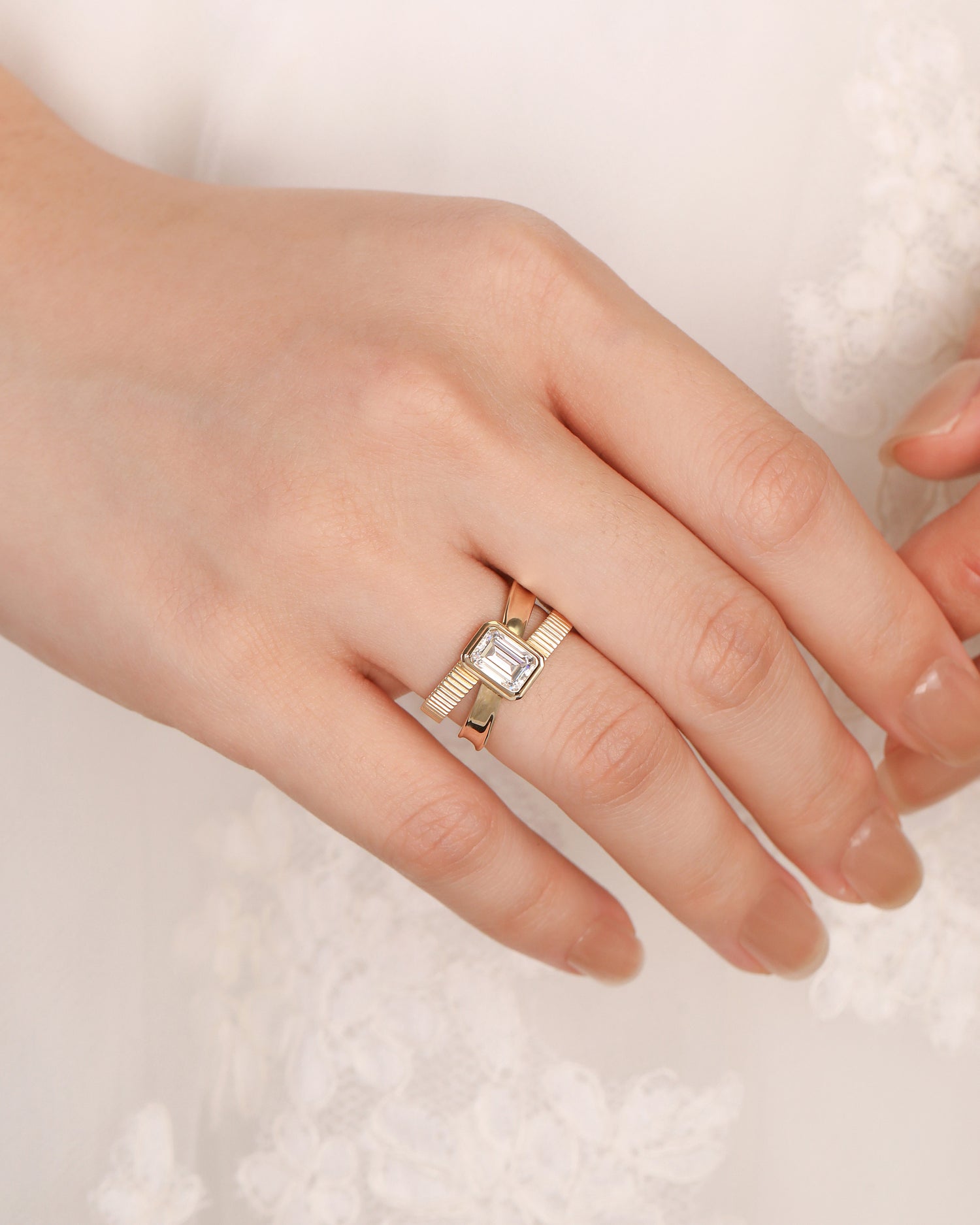 Radiant Crest Ring in Solid Gold