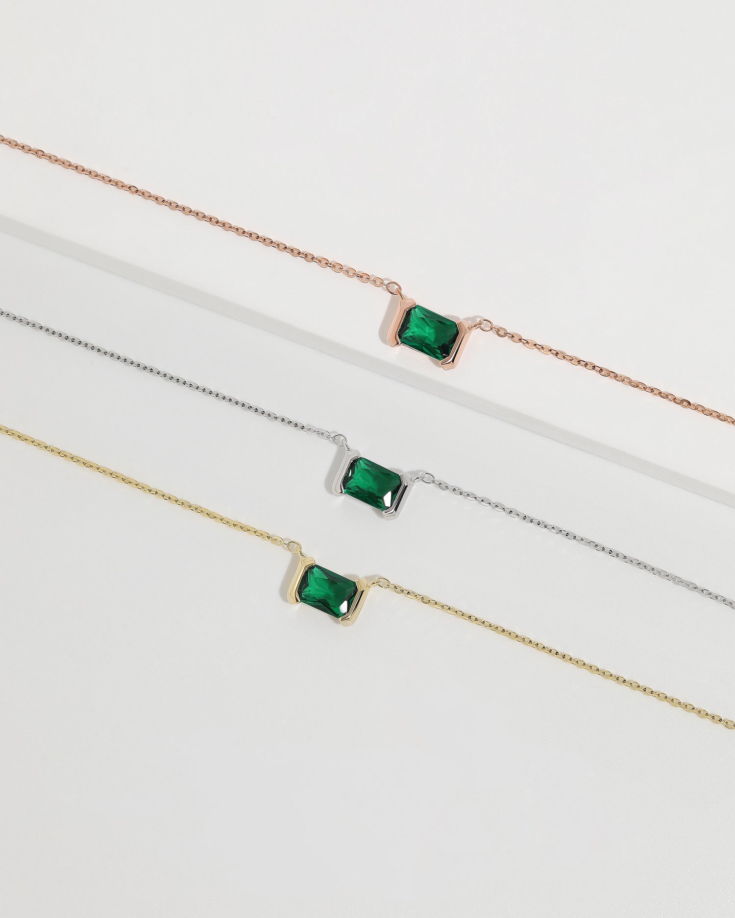 Horizontal Emerald Necklace