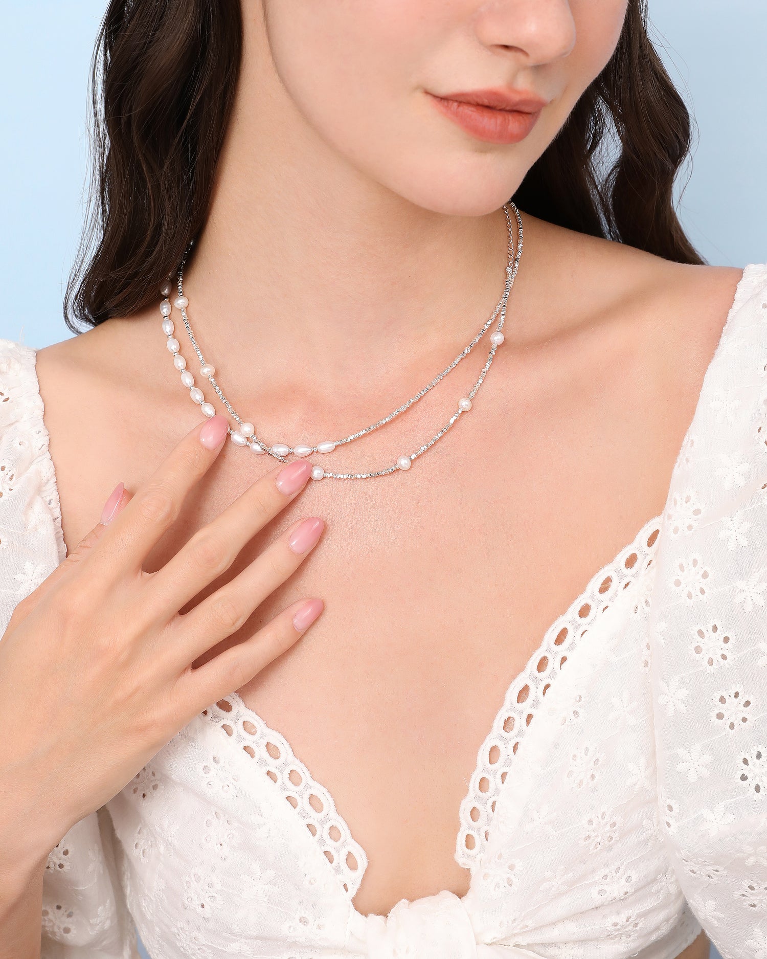 Shimmering Pearls Necklace