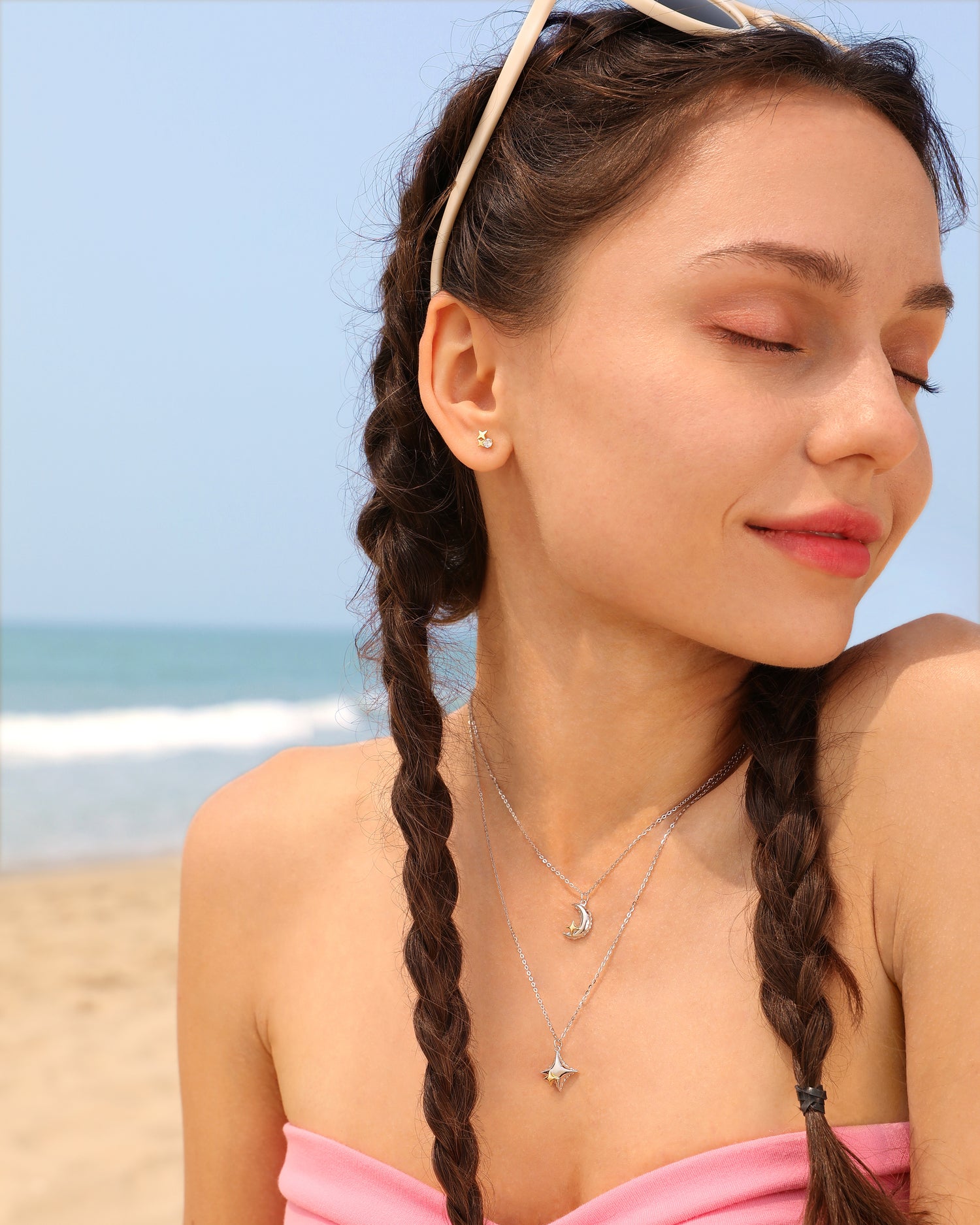 Tiny Stars Earrings