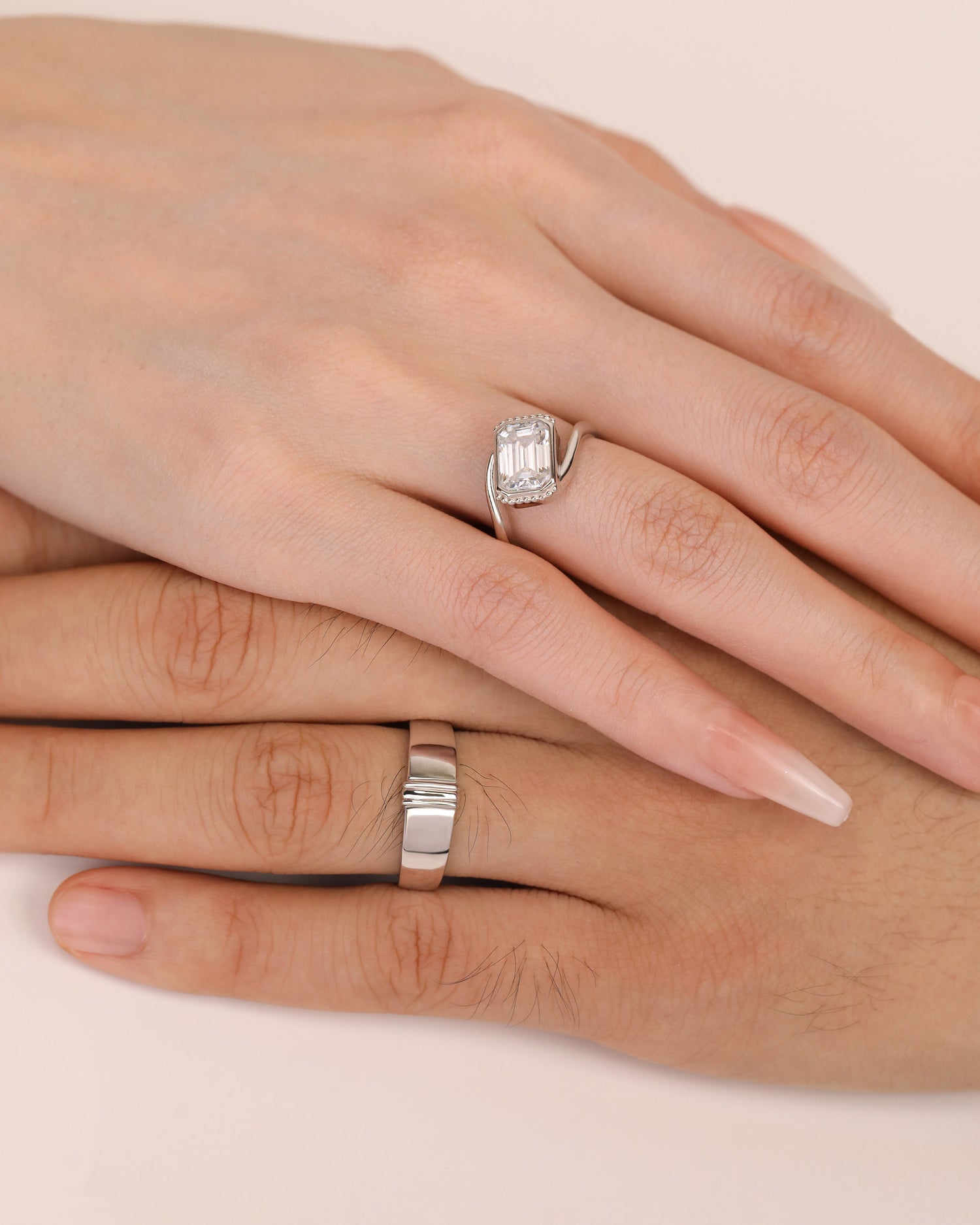 Lumina Curve Couple Rings in Solid Gold