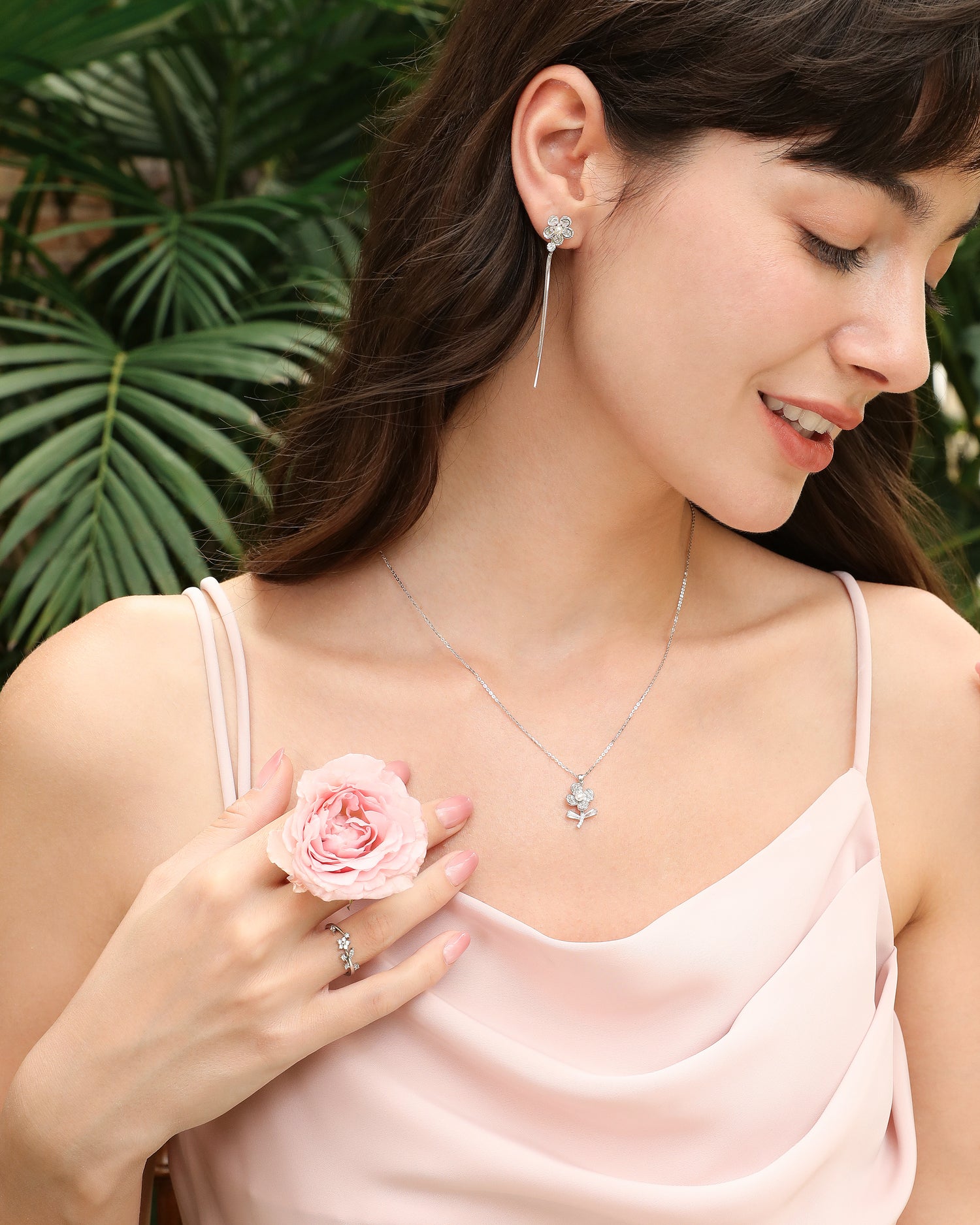 Unique Flower Necklace