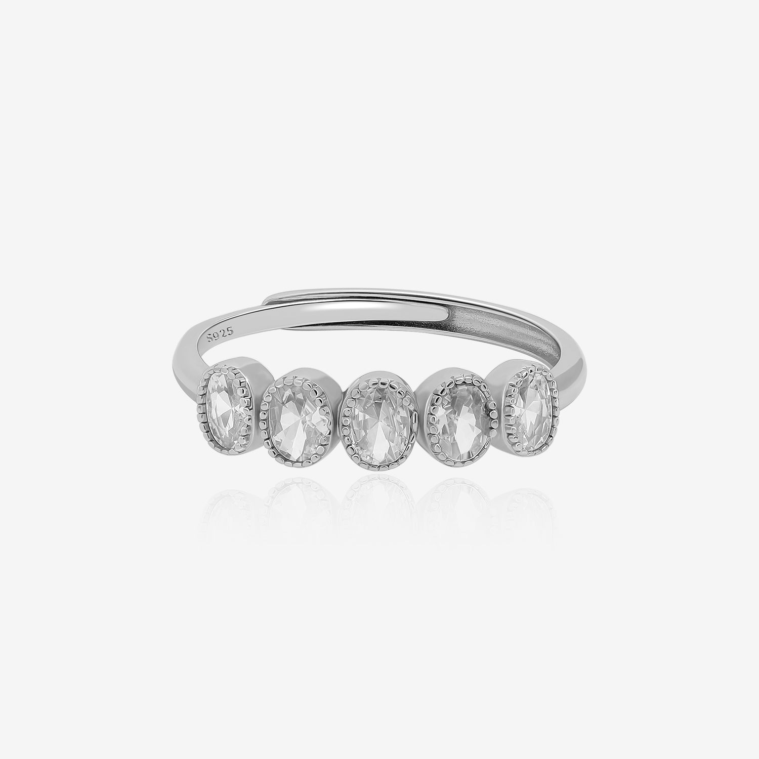 Oval Diamond Delight Ring