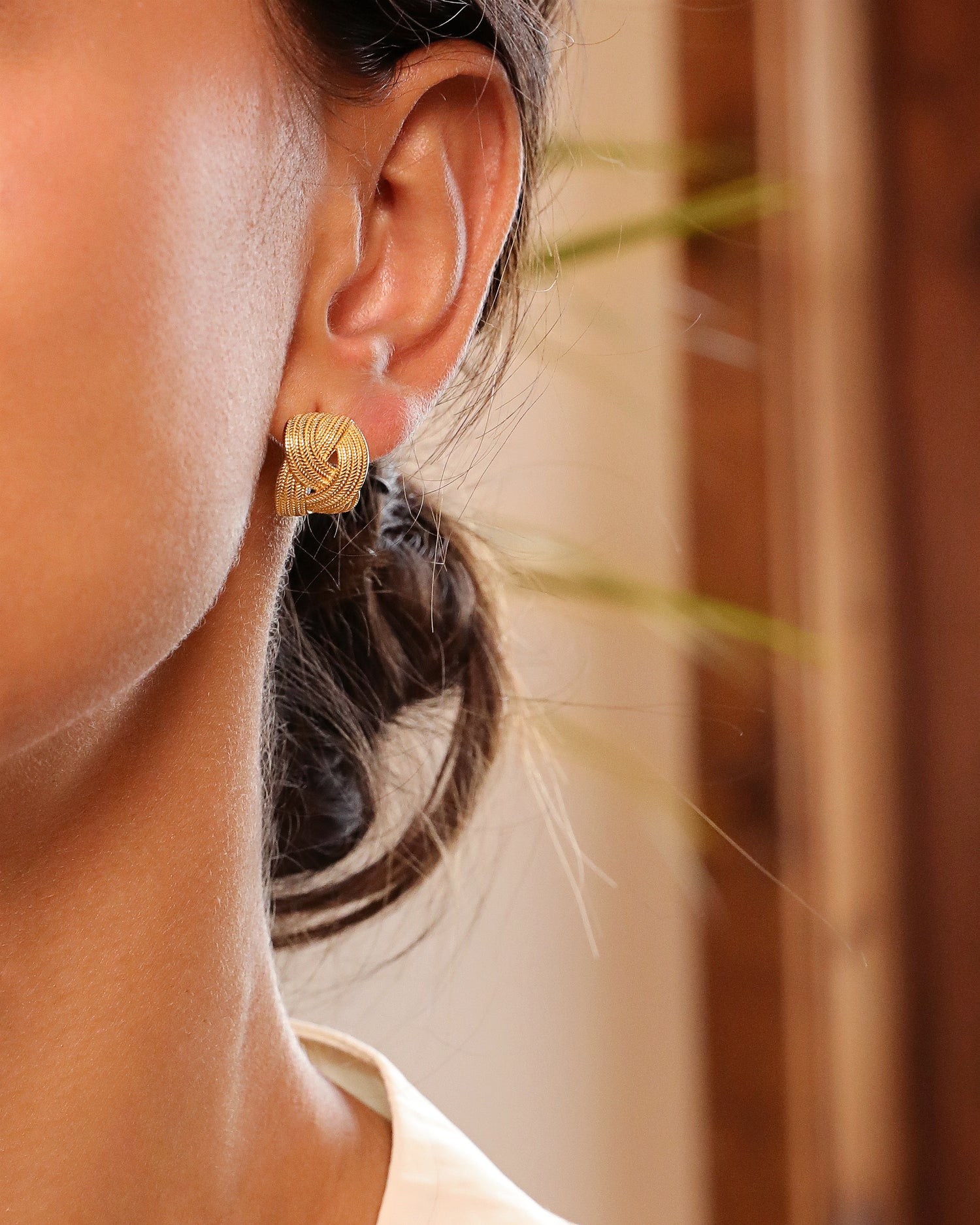 Elegant Twist Earrings