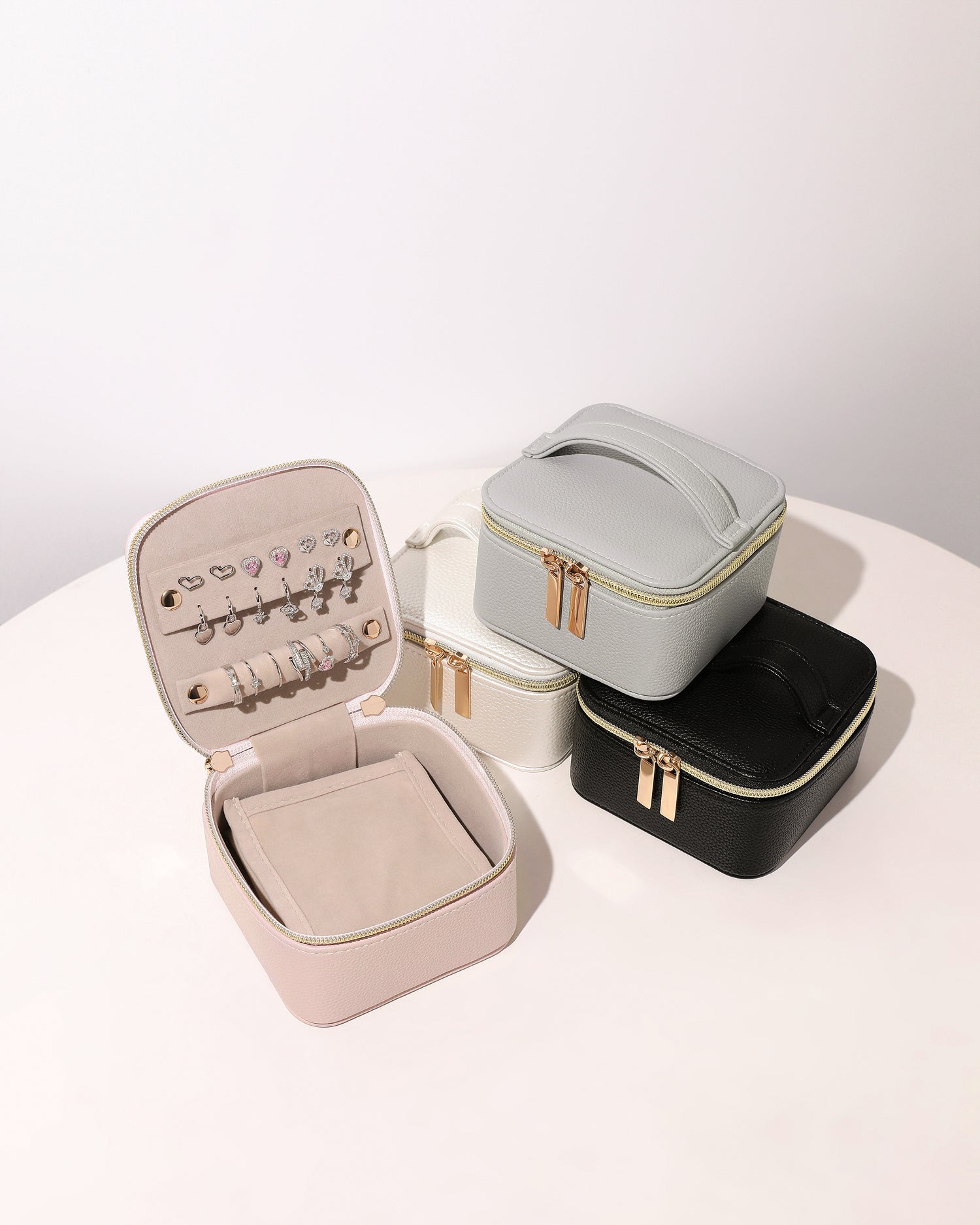 On the Go Leather Jewelry Case