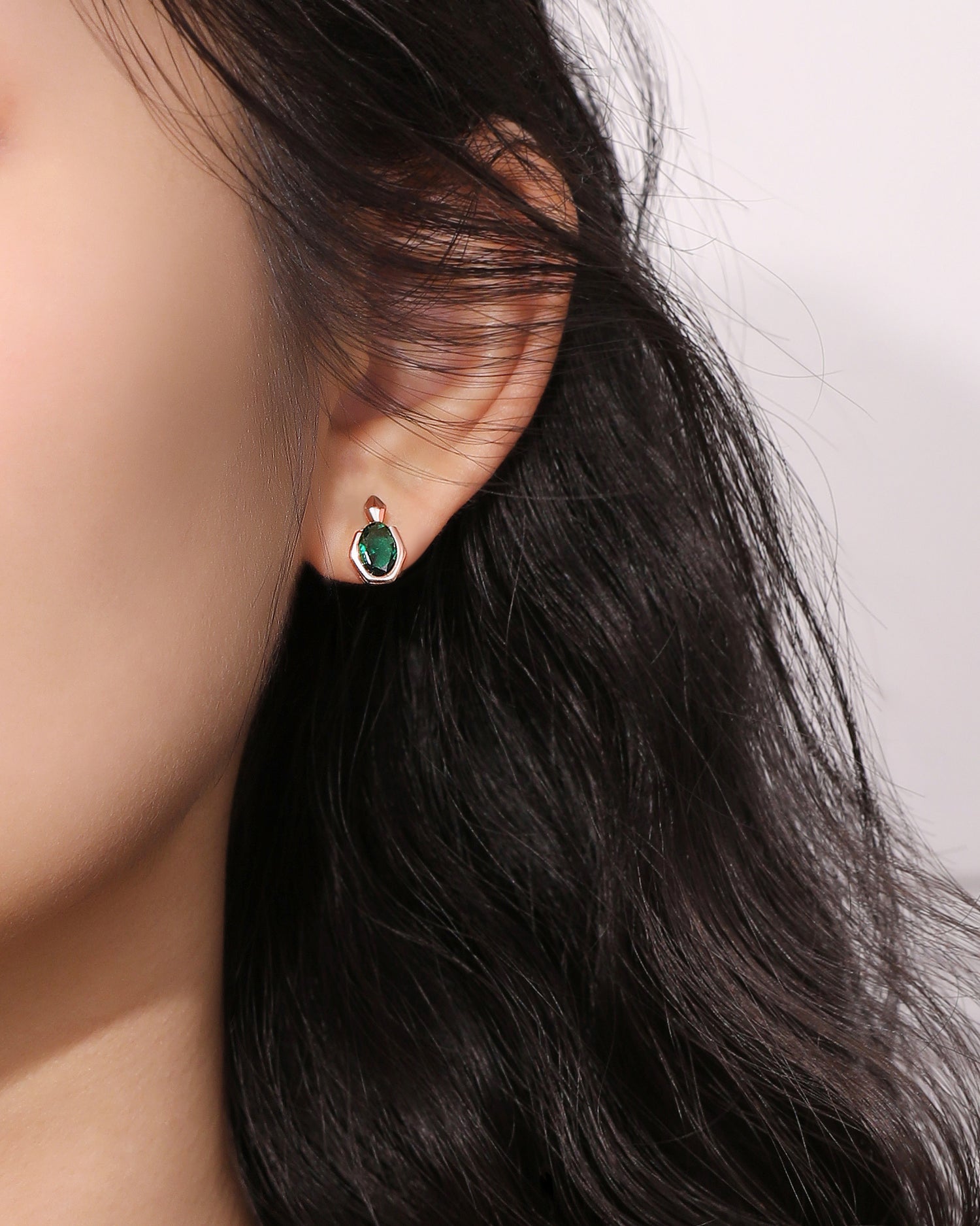 Dainty Emerald Earrings