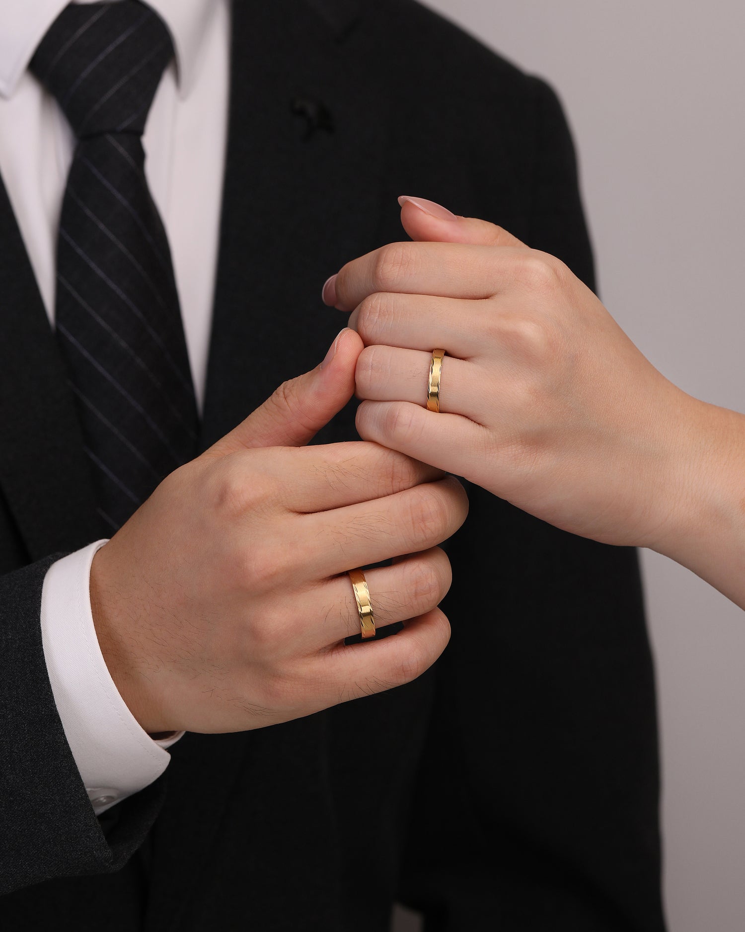 Eternal Echo Couples' Rings in Stainless Steel