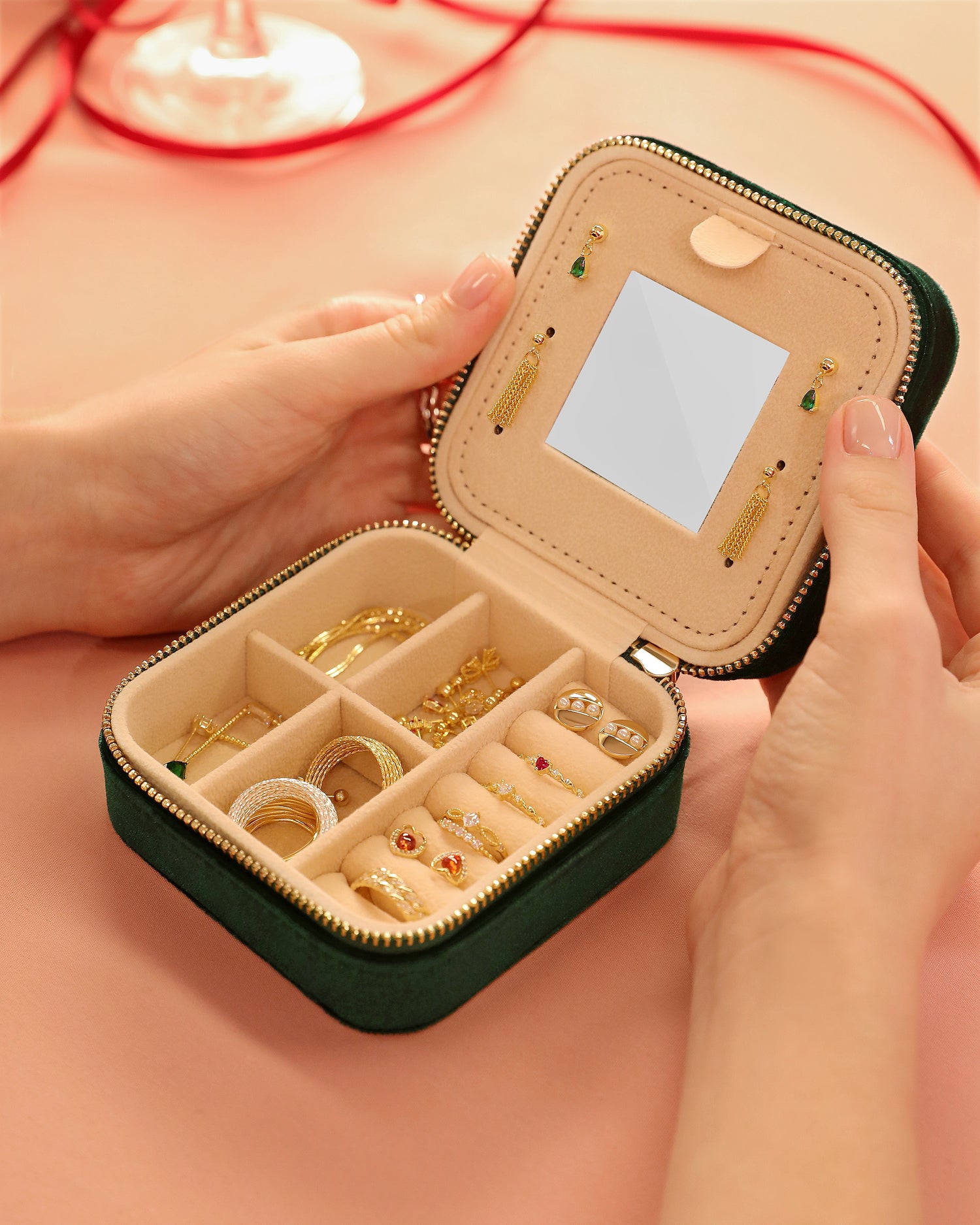 Elegant Velvet Mirror Jewelry Box