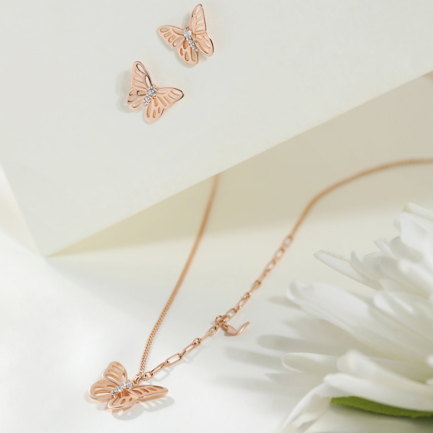 Dreamy Spring Butterfly Necklace