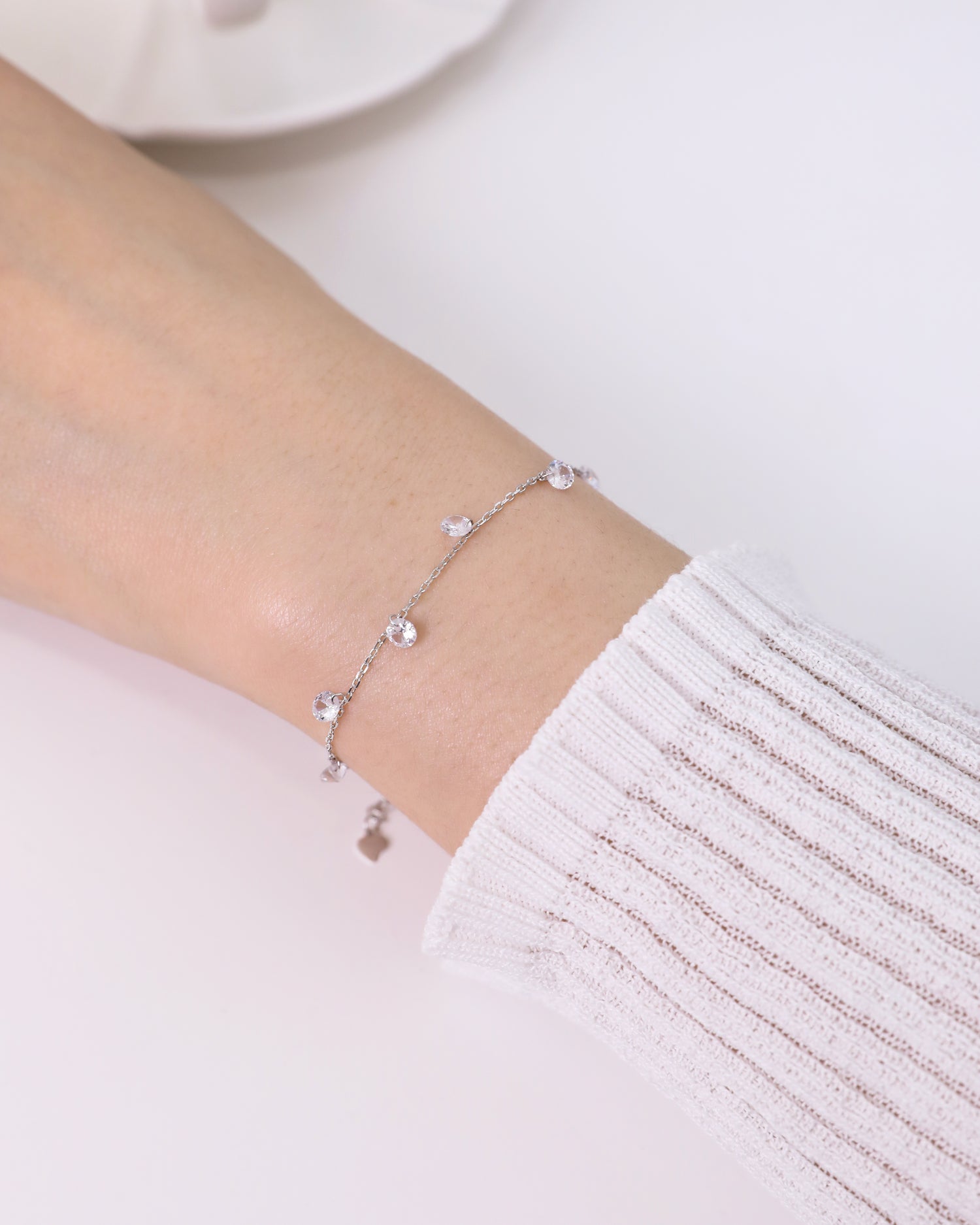 Simple Diamonds Bracelet