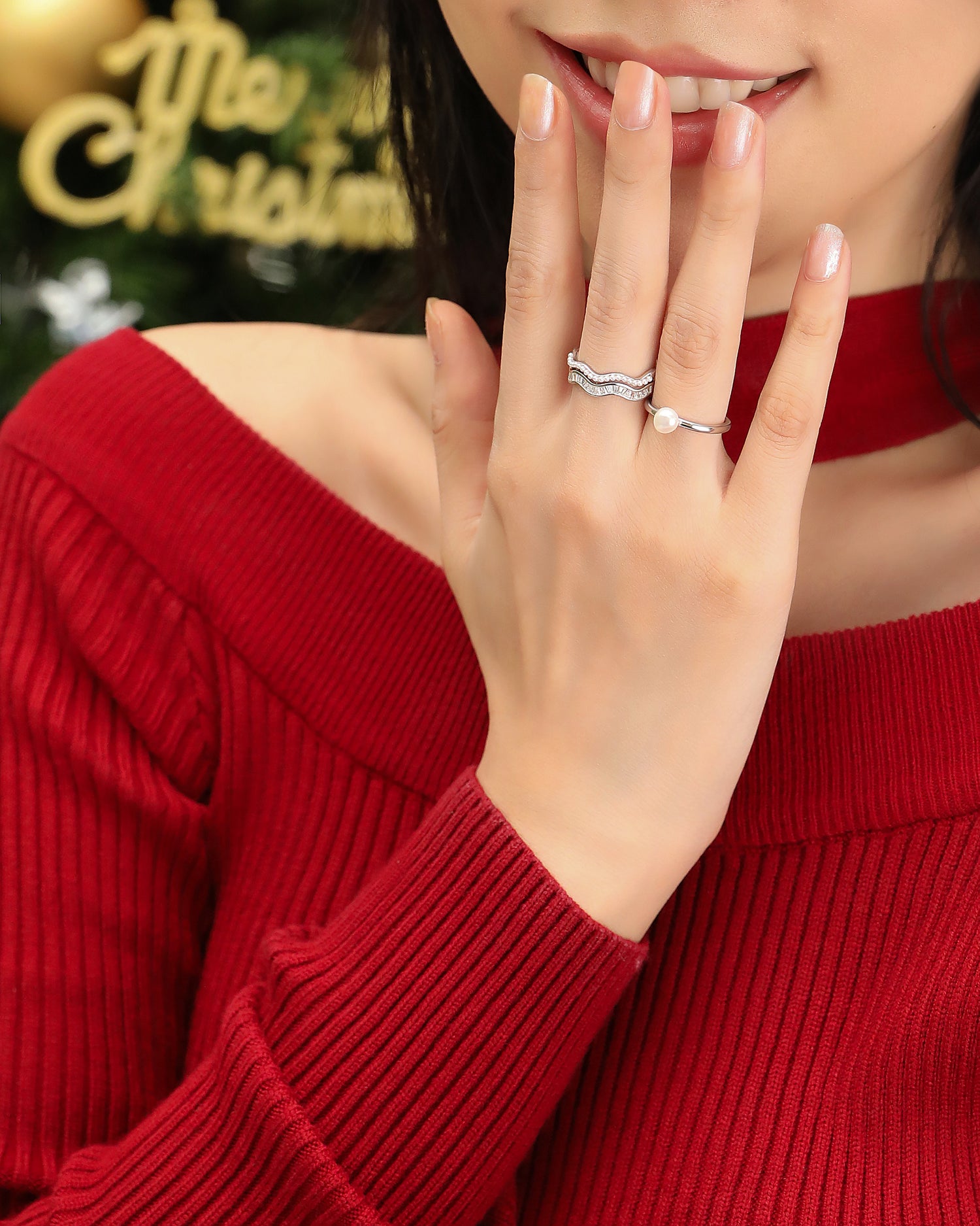 Wavy Pearl Diamond Ring