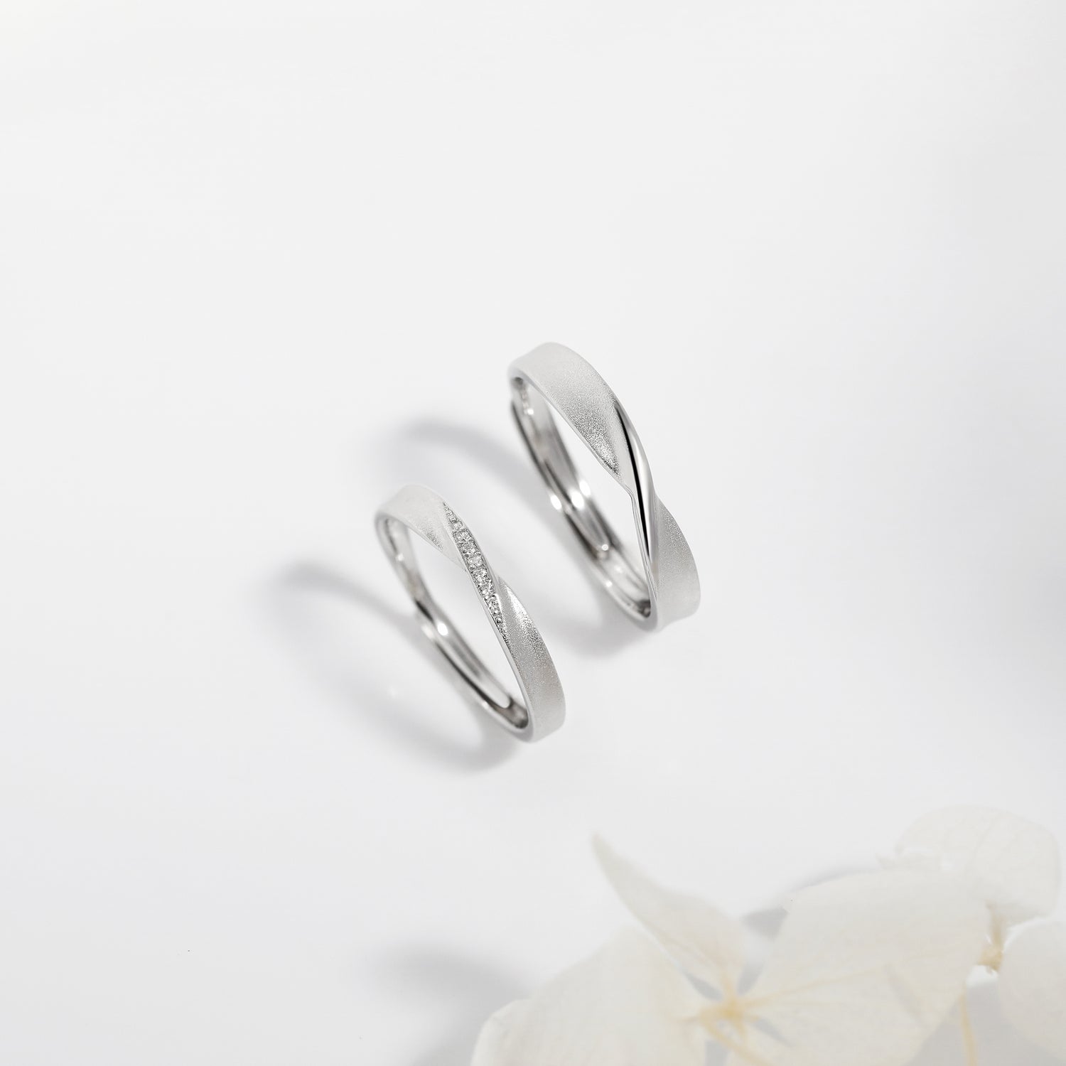 Sandblasted Finish Twist Couples' Rings