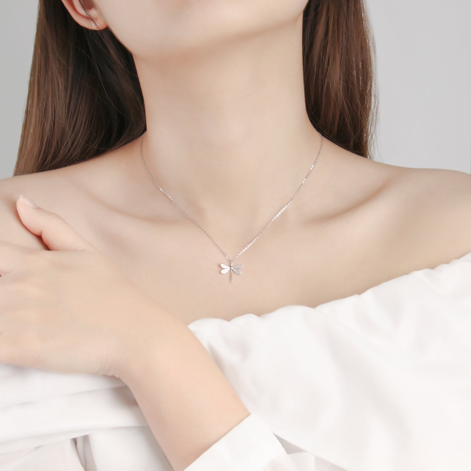 Simple Dragonfly Necklace
