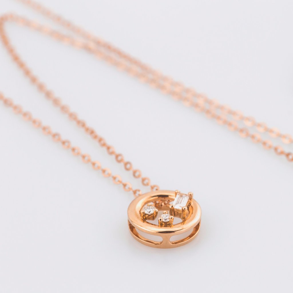 18K Rose Gold Baguette Cut Diamond Necklace
