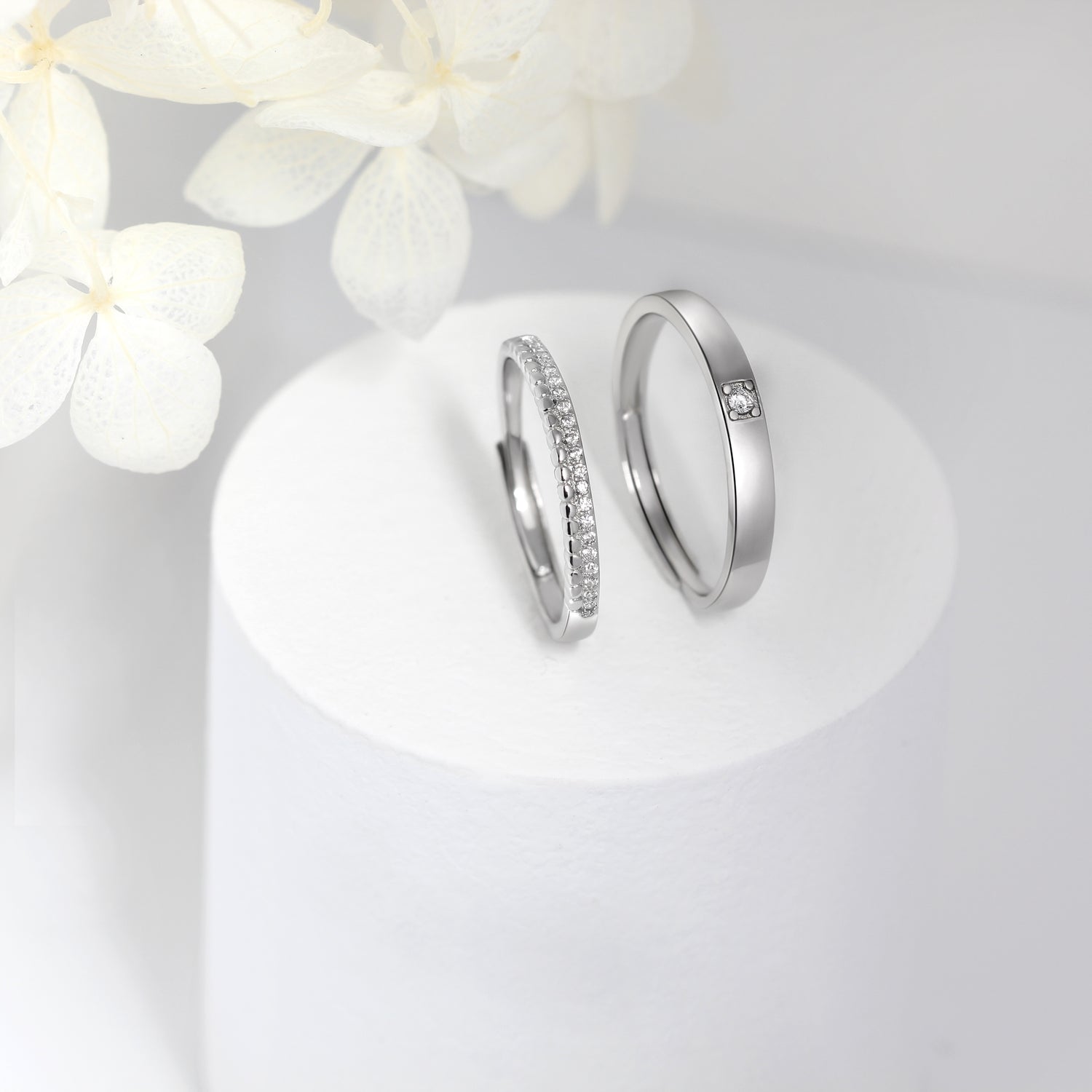Simple Diamonds Couples' Rings