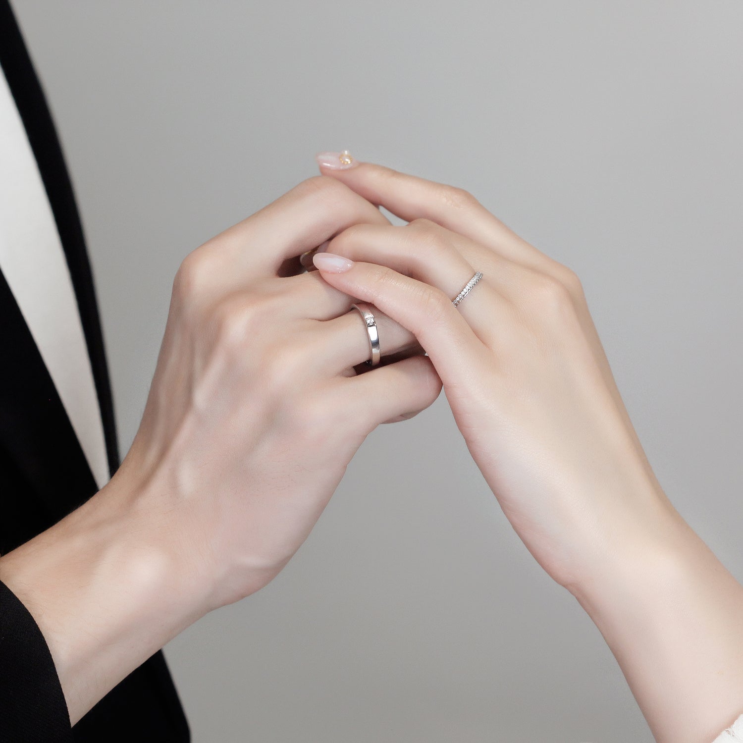 Simple Diamonds Couples' Rings